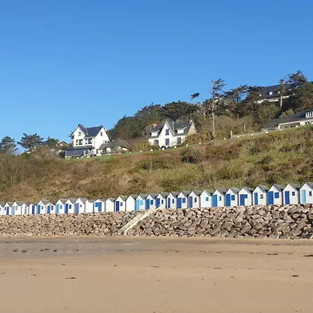 Le * Saint-Pierre-d'Arthéglise